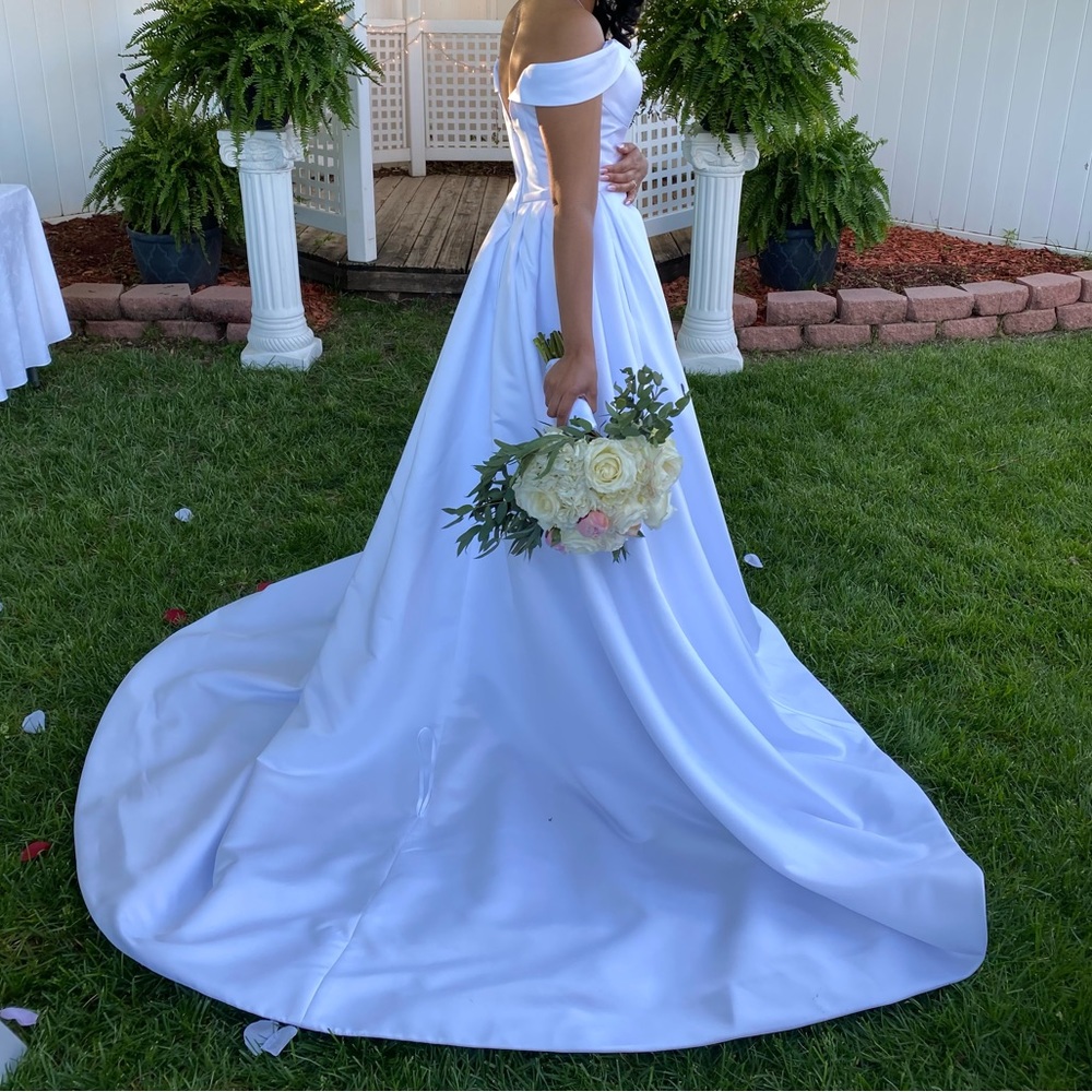 Off Shoulder Satin Ball Gown Wedding Dress, TRUE WHITE